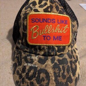 Women's snap back hat